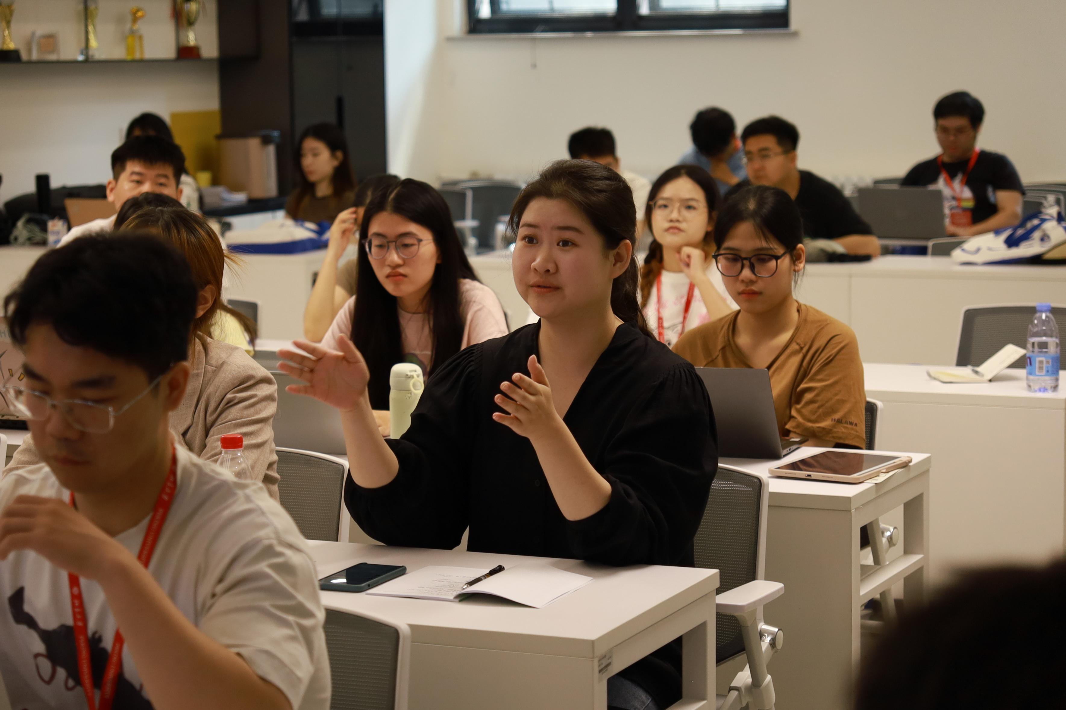 图14-4 学员风采.jpg